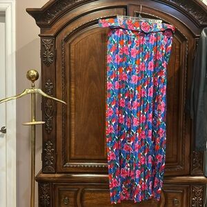 Brand New NY & Company Multi-Colored Flowered Pants, Size XL, NWT